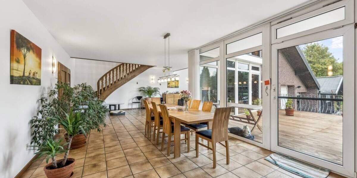 Einfamilienhaus Grevenbroich / Kapellen Kapellen - 5 Zimmer, 216 m&sup2;, 750.000&euro; | Angebot:25689632