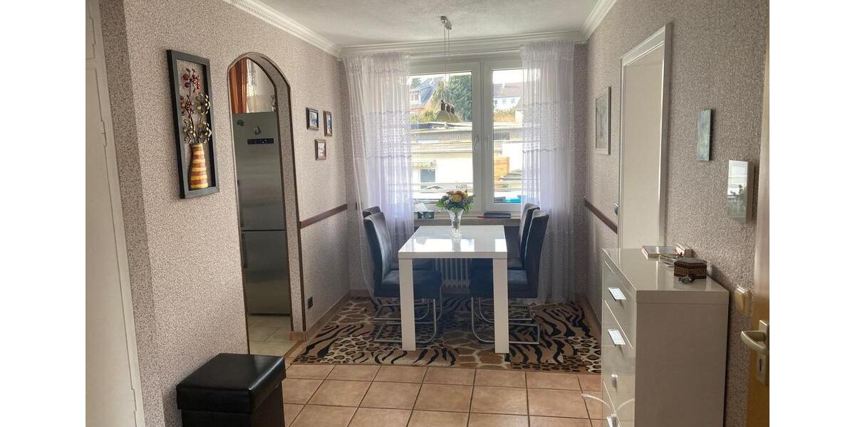 Etagenwohnung Wuppertal Arrenberg - 3 Zimmer, 100 m&sup2;, 950&euro; | Angebot:25960317