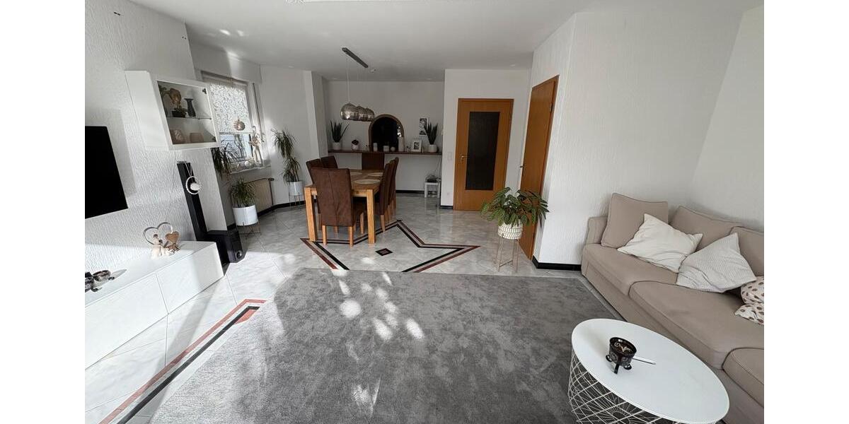 Reihenhaus Essen Stadtbezirk VI - 6 Zimmer, 130 m&sup2;, 385.000&euro; | Angebot:25921680