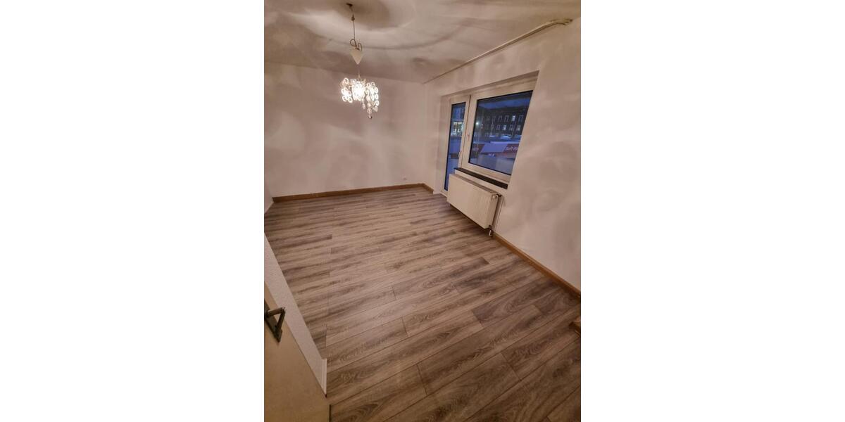 Etagenwohnung Duisburg Duisburg-Mitte - 3 Zimmer, 75 m&sup2;, 676&euro; | Angebot:25960171