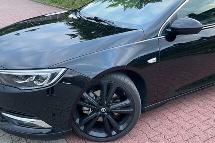 Opel Insignia 84.000 km 16.500 &euro; Wuppertal 42115