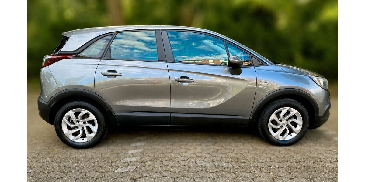 Opel Crossland (X) 122.700 km 6.750 &euro; Düsseldorf 40235