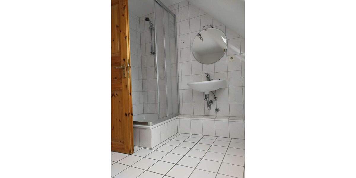 Etagenwohnung Remscheid Nord - 2 Zimmer, 70 m&sup2;, 420&euro; | Angebot:25769923