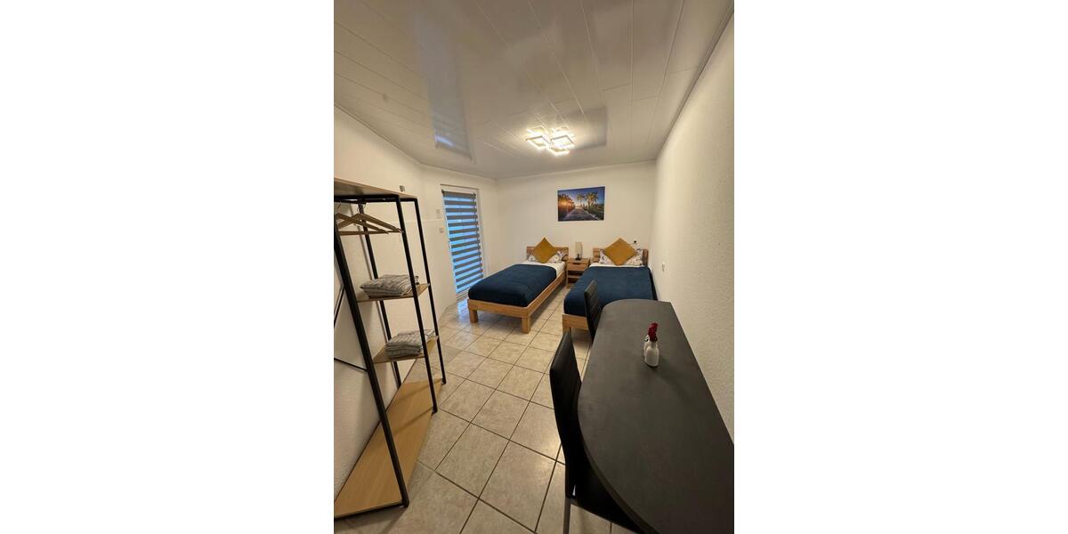 Etagenwohnung Duisburg Großenbaum - 3 Zimmer, 70 m&sup2;, 25&euro; | Angebot:20438710