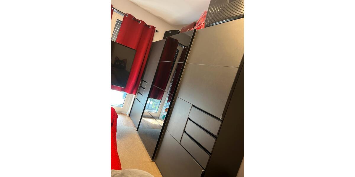 Erdgeschoßwohnung Krefeld Cracau - 2 Zimmer, 45 m&sup2;, 860&euro; | Angebot:25944936