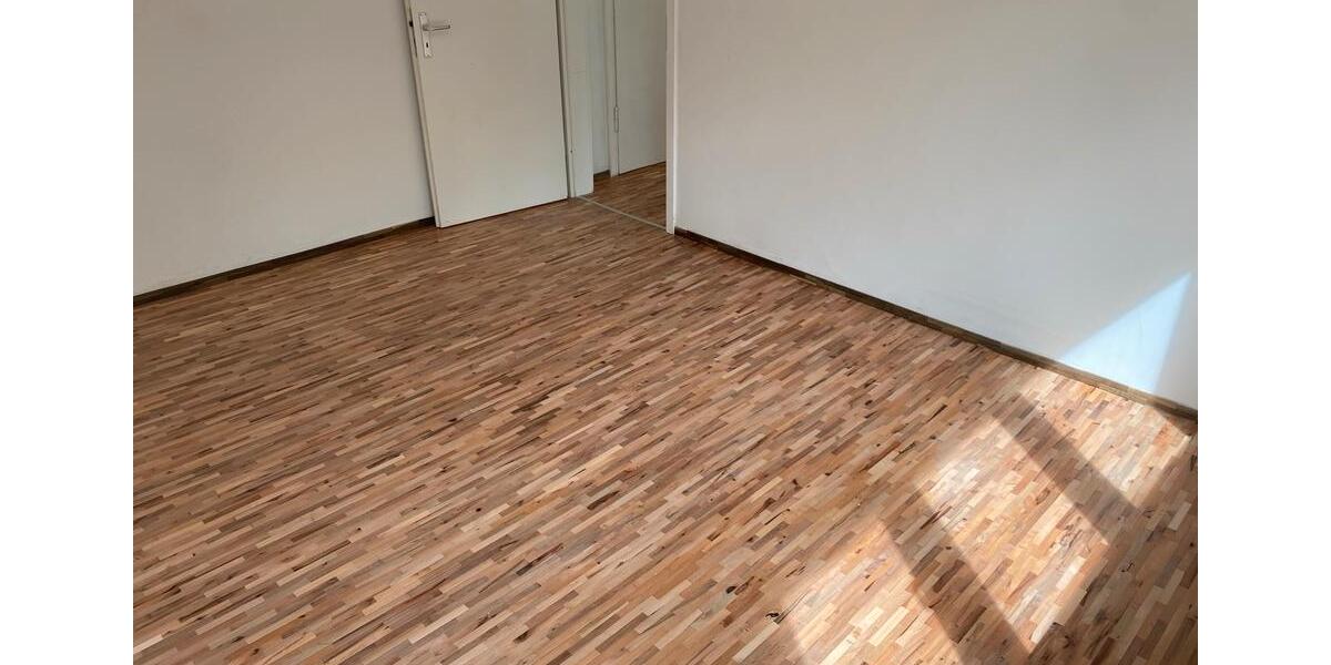 Etagenwohnung Duisburg Mittelmeiderich - 2 Zimmer, 36 m&sup2;, 57.800&euro; | Angebot:26885313