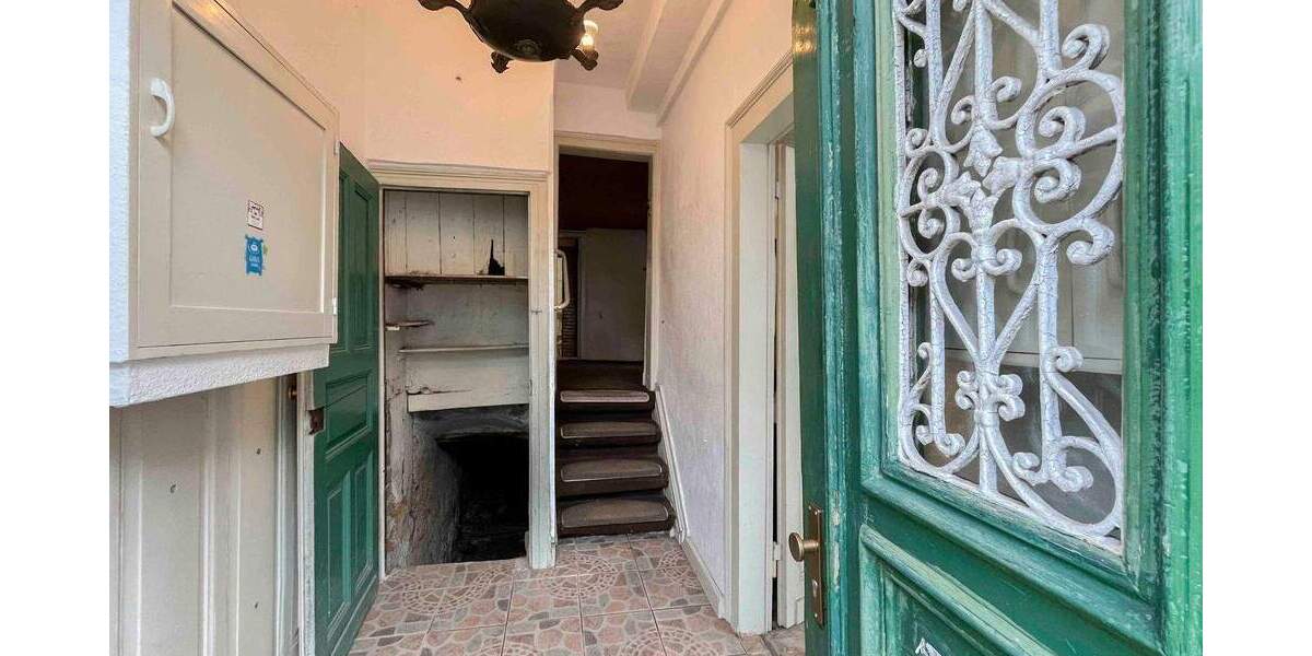 Einfamilienhaus Solingen Gräfrath - 6 Zimmer, 108 m&sup2;, 160.000&euro; | Angebot:25781326