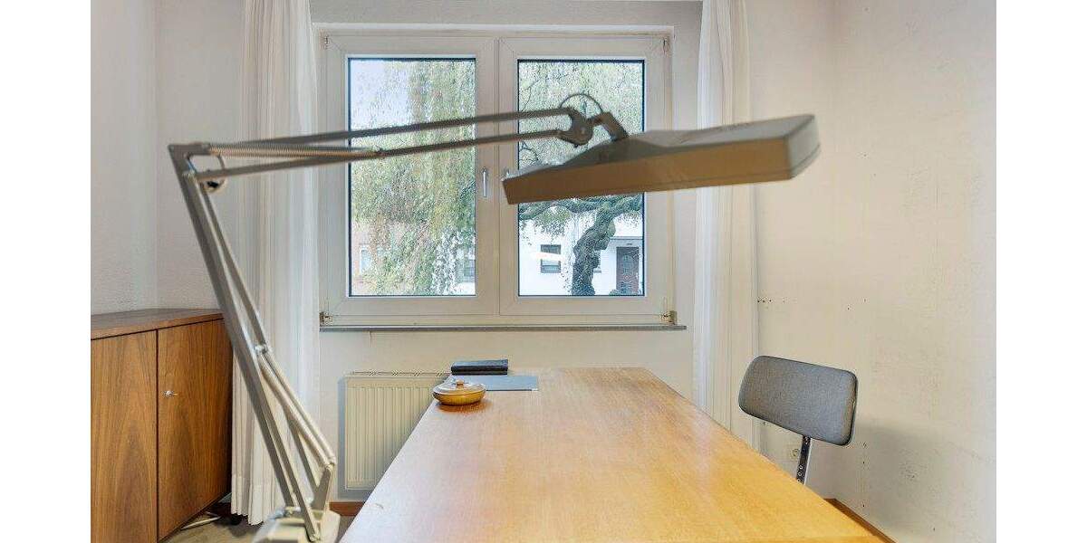 Einfamilienhaus Düsseldorf Vennhausen - 7 Zimmer, 262 m&sup2;, 895.000&euro; | Angebot:25744333