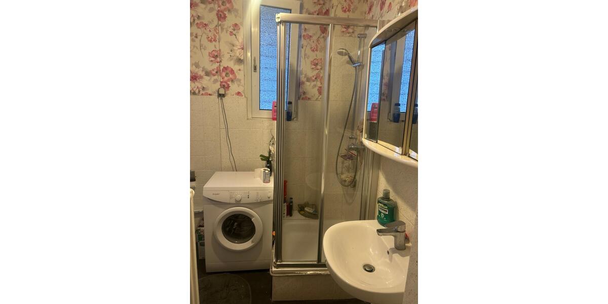 Erdgeschoßwohnung Duisburg Laar - 3 Zimmer, 93 m&sup2;, 500&euro; | Angebot:27571189