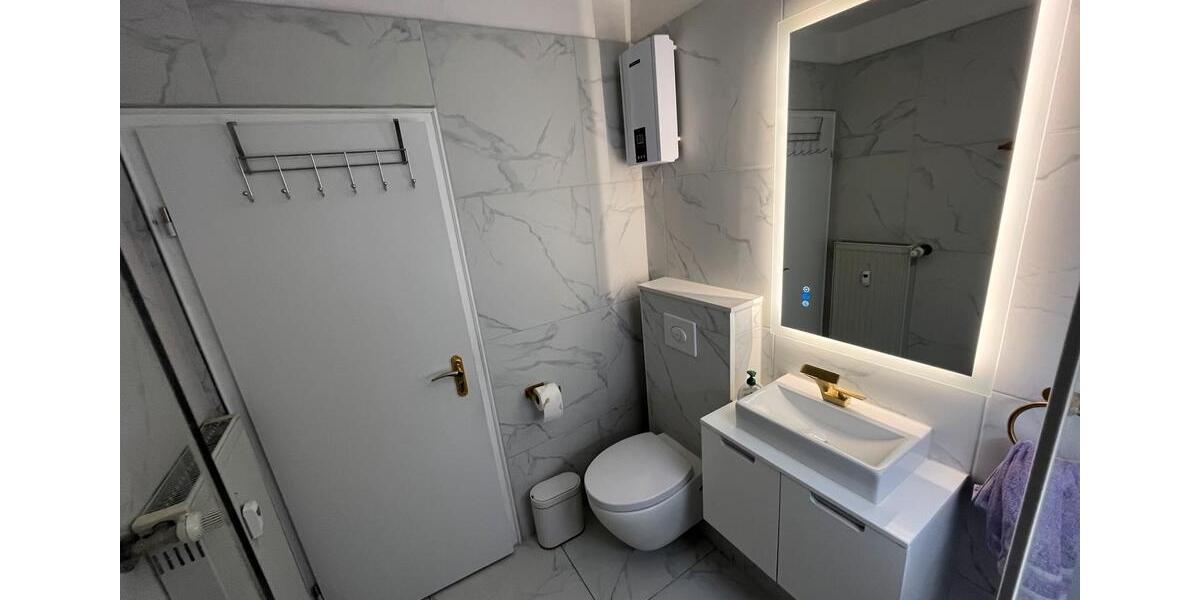 Etagenwohnung Duisburg Duisburg-Mitte - 3 Zimmer, 80 m&sup2;, 1.300&euro; | Angebot:25571232