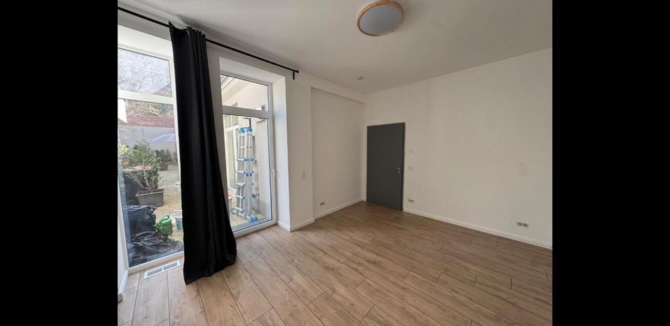 Hochparterre Wuppertal Gemarkung Elberfeld - 1 Zimmer, 48 m&sup2;, 395&euro; | Angebot:26003626