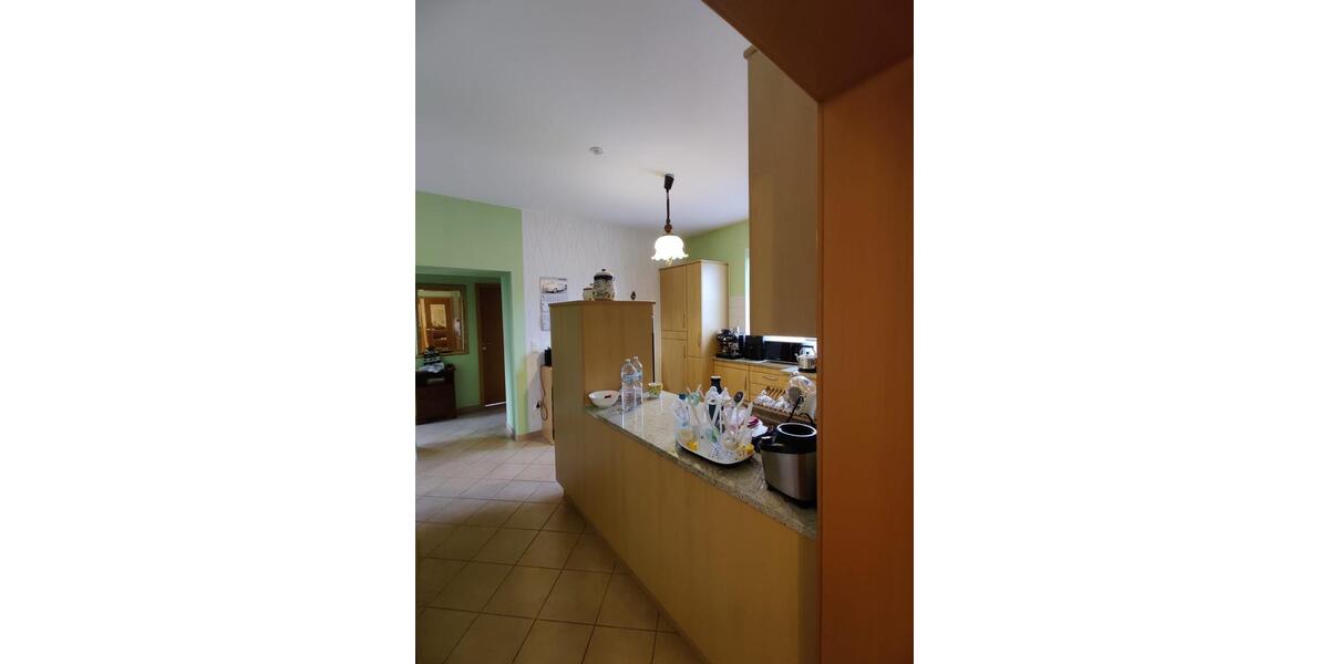 Etagenwohnung Neuss Gnadental - 4 Zimmer, 107 m&sup2;, 2.100&euro; | Angebot:26428285