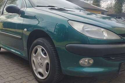 Peugeot 206 111.500 km 2.499 &euro; Essen 45326