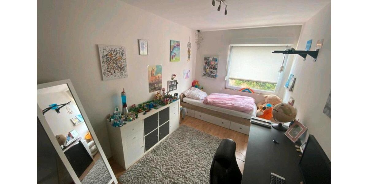 Etagenwohnung Duisburg Angerhausen - 3.5 Zimmer, 70 m&sup2;, 218.000&euro; | Angebot:25483506