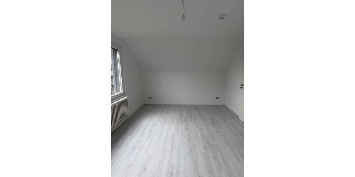 Etagenwohnung Mülheim an der Ruhr Dümpten - 2 Zimmer, 34 m&sup2;, 290&euro; | Angebot:25957673