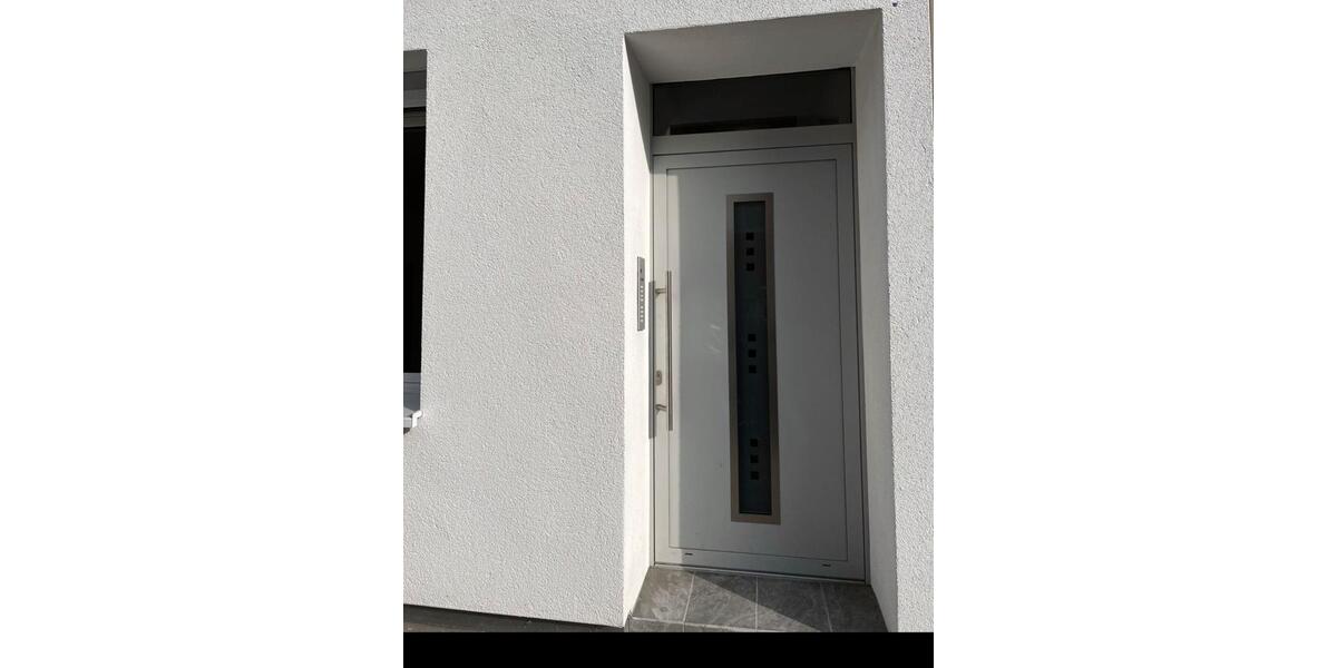 Etagenwohnung Remscheid Lüttringhausen - 4 Zimmer, 124 m&sup2;, 320.000&euro; | Angebot:27499378