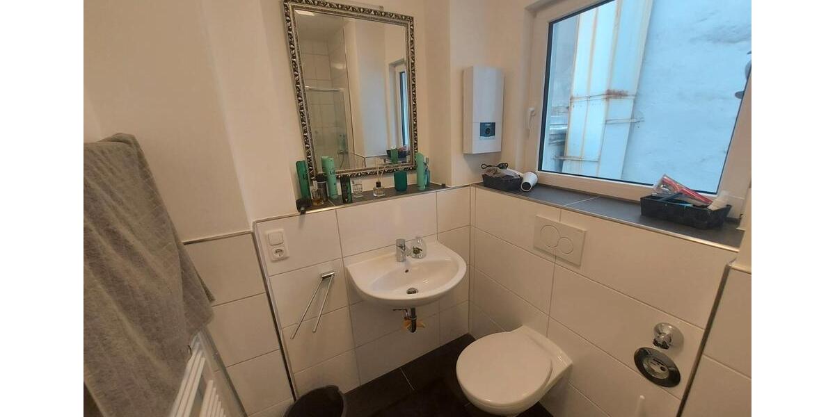 Etagenwohnung Krefeld - 1 Zimmer, 30 m&sup2;, 570&euro; | Angebot:26442301