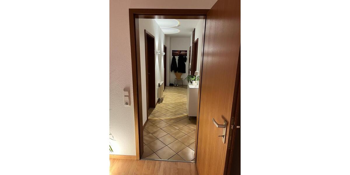 Etagenwohnung Kaarst - 3 Zimmer, 82 m&sup2;, 1.320&euro; | Angebot:25023231