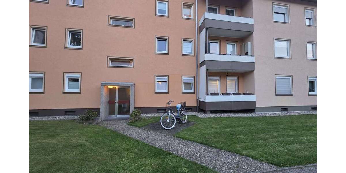 Etagenwohnung Krefeld - 2 Zimmer, 50 m&sup2;, 900&euro; | Angebot:26975969