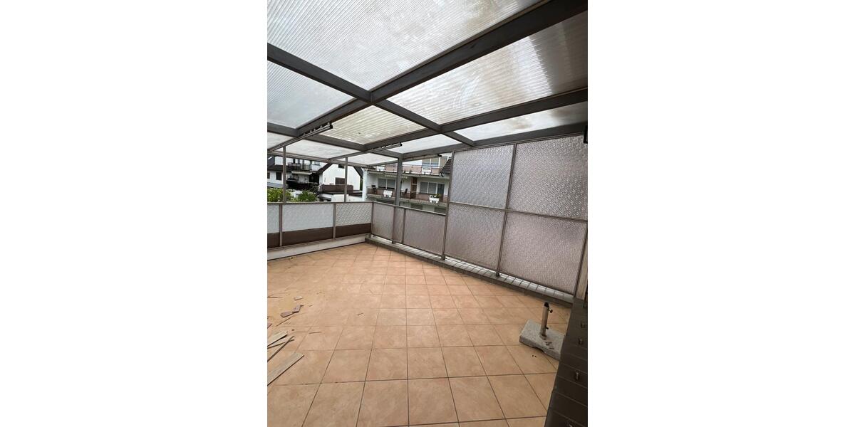Etagenwohnung Solingen Höhscheid - 4 Zimmer, 90 m&sup2;, 1.000&euro; | Angebot:26461445