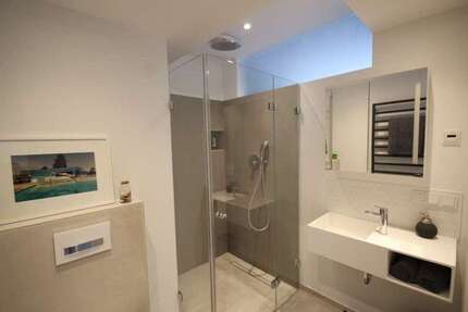 Zimmer Düsseldorf Friedrichstadt - 2 Zimmer, 1.390&euro; | Angebot:24549879