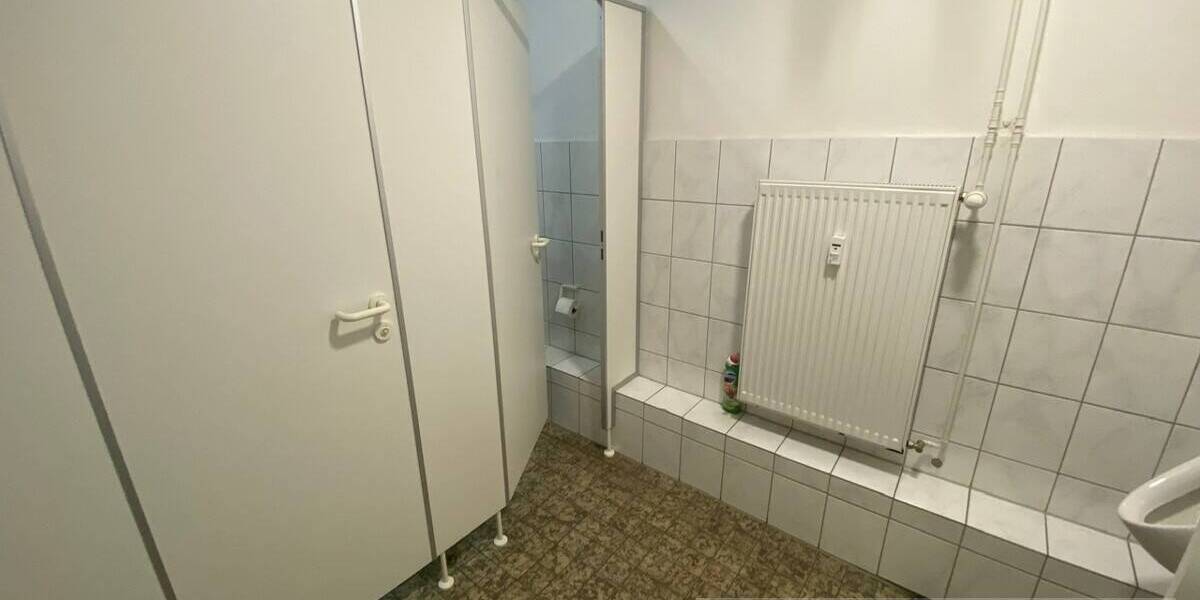 Gewerbeobjekt Oberhausen / Buschhausen Buschhausen - 6.000&euro; | Angebot:26454914