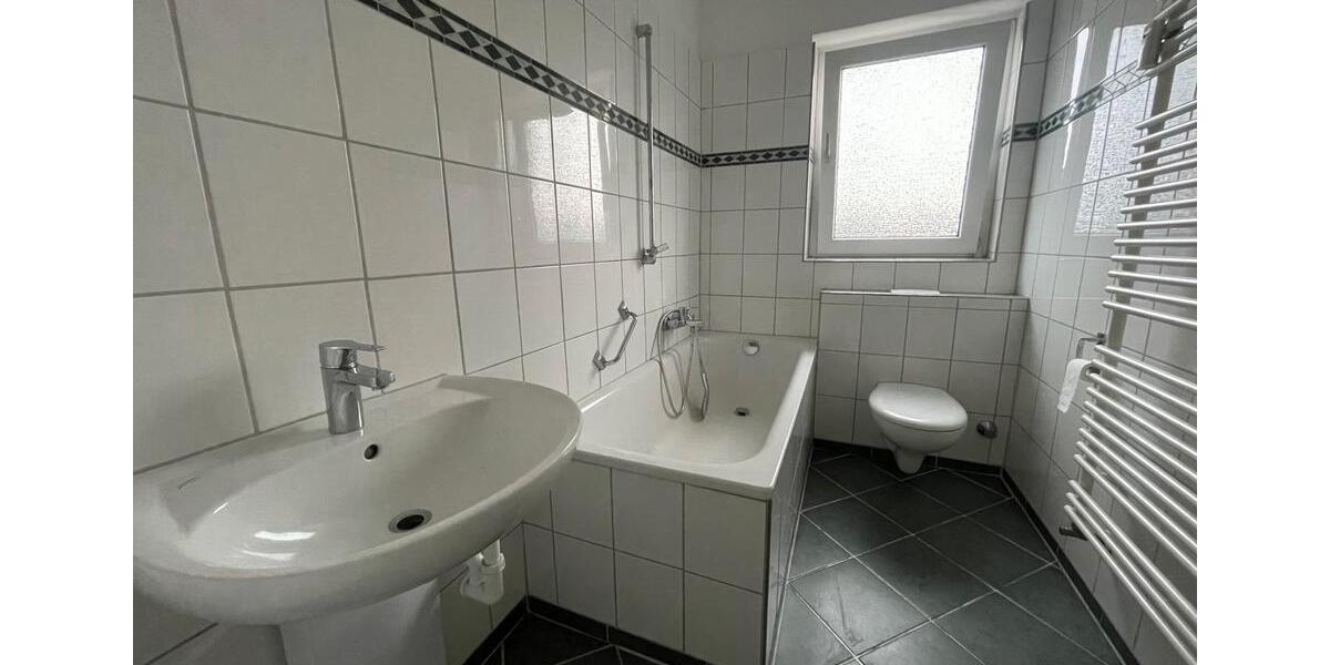 Etagenwohnung Krefeld Bockum - 2 Zimmer, 68 m&sup2;, 707&euro; | Angebot:25395139