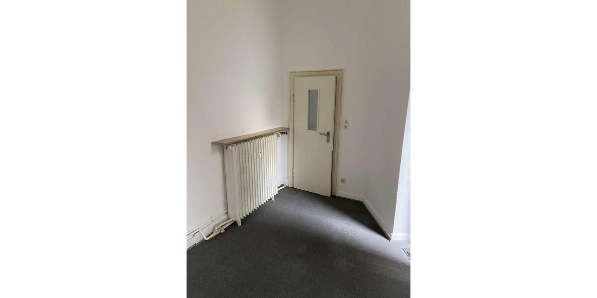 Erdgeschoßwohnung Essen Stadtkern - 2 Zimmer, 33 m&sup2;, 330&euro; | Angebot:25824334