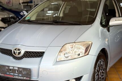 Toyota Auris 75.000 km 6.990 &euro; Oberhausen 46145