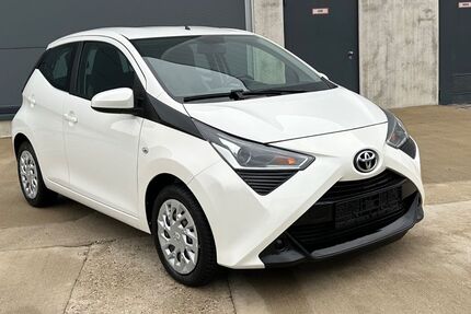 Toyota Aygo (X) 115.000 km 6.900 &euro; Neuss 41460