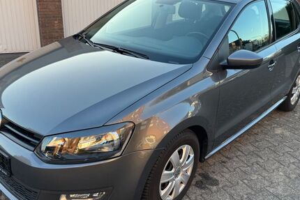 VW Polo 314.000 km 2.700 &euro; Neuss 41462