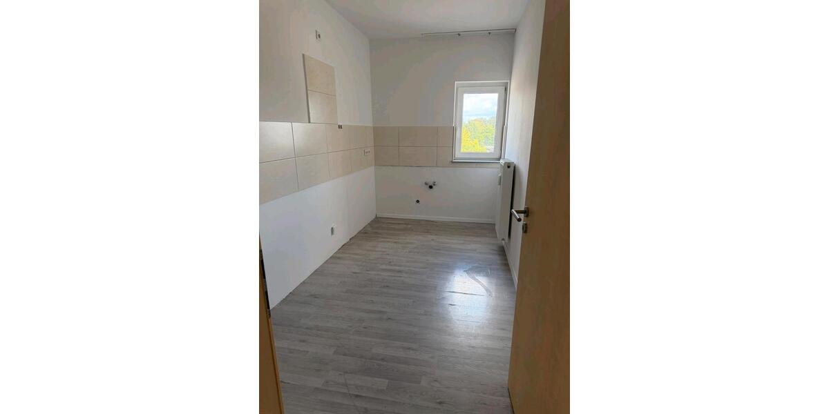 Etagenwohnung Oberhausen Schmachtendorf - 2 Zimmer, 65 m&sup2;, 650&euro; | Angebot:27550979