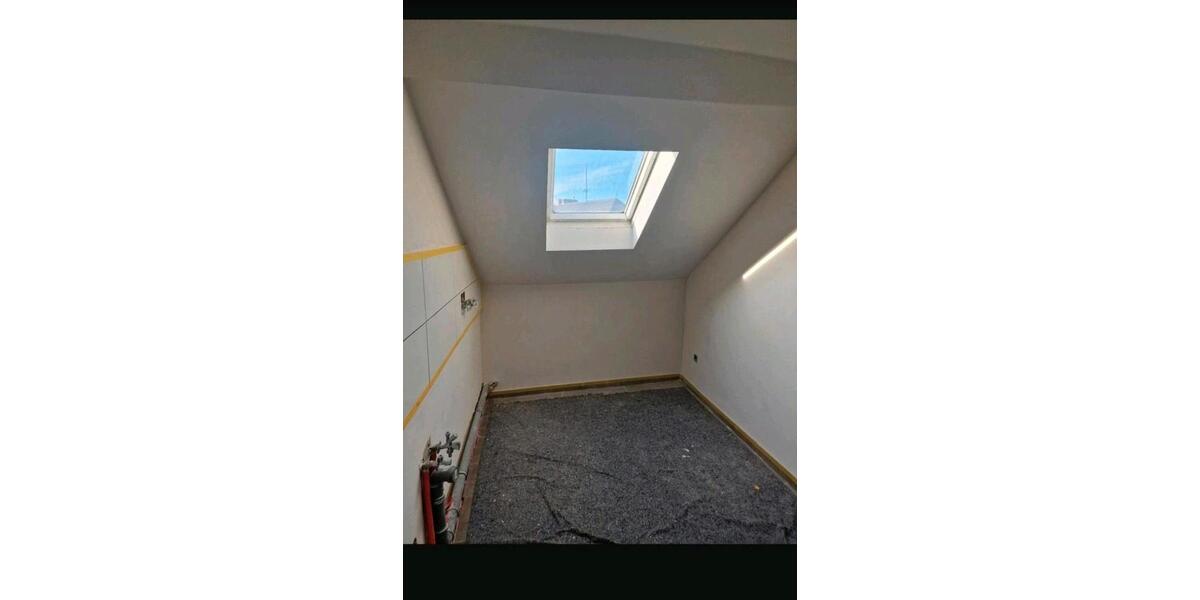 Dachgeschoßwohnung Krefeld Dießem - 2 Zimmer, 45 m&sup2;, 540&euro; | Angebot:25046352