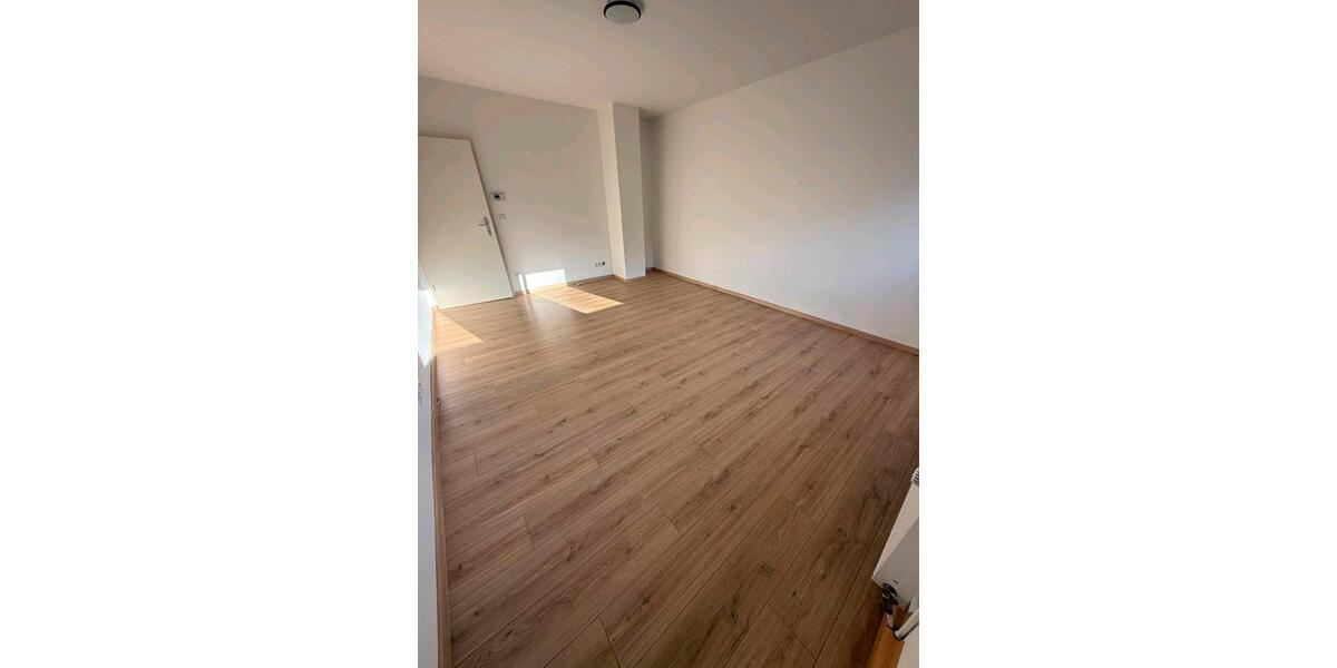 Dachgeschoßwohnung Remscheid - 3 Zimmer, 70 m&sup2;, 145.000&euro; | Angebot:26989848