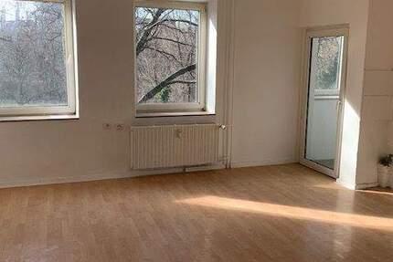 Wohnung Duisburg Marxloh - 2 Zimmer, 61 m&sup2;, 430&euro; | Angebot:25770034