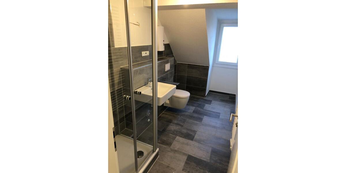 Dachgeschoßwohnung Essen Stadtbezirk III - 2 Zimmer, 40 m&sup2;, 502&euro; | Angebot:25987535