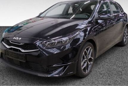 Kia ceed / Ceed 4.431 km 23.880 &euro; Neuss 41464
