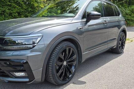 VW Tiguan 82.000 km 27.800 &euro; Grevenbroich 41517