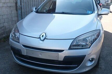 Renault Megane 200.000 km 3.888 &euro; Düsseldorf 40470
