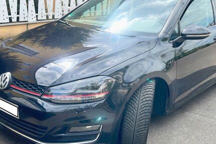 VW Golf 43.980 km 7.500 &euro; Düsseldorf 40233
