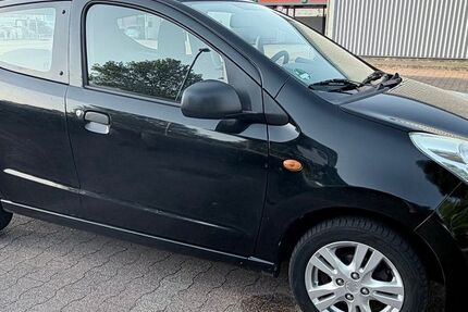 Suzuki Alto 82.670 km 2.900 &euro; Düsseldorf 40629