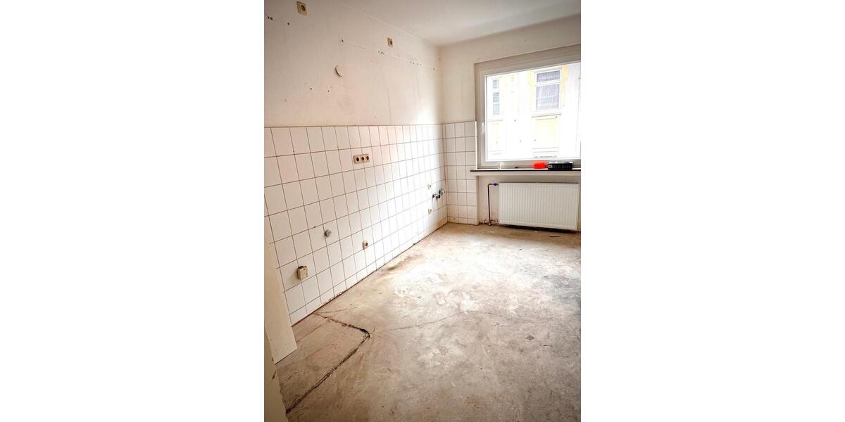 Etagenwohnung Duisburg Rheinhausen - 3 Zimmer, 130 m&sup2;, 900&euro; | Angebot:25131168