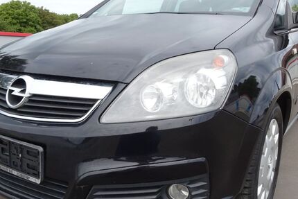 Opel Zafira 128.000 km 2.590 &euro; Solingen 42719