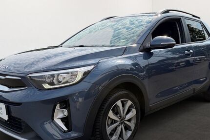 Kia Stonic 8.184 km 17.990 &euro; Oberhausen 46049