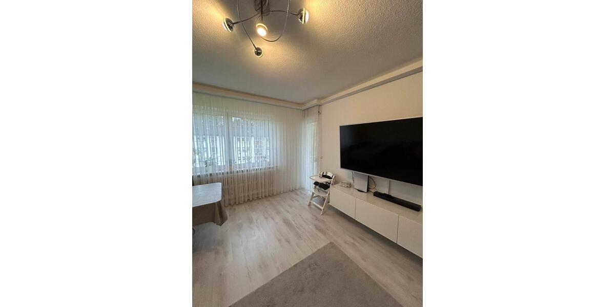 Etagenwohnung Duisburg Mittelmeiderich - 3.5 Zimmer, 65 m&sup2;, 120.000&euro; | Angebot:26585396