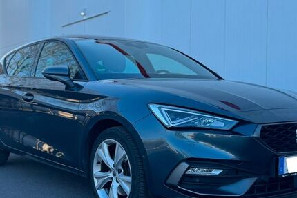 Seat Leon 93.000 km 15.500 &euro; Düsseldorf 40591