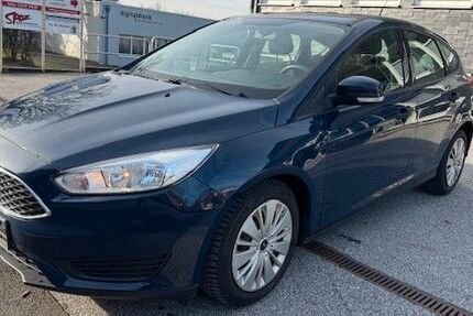 Ford Focus 112.610 km 5.990 &euro; Remscheid 42899