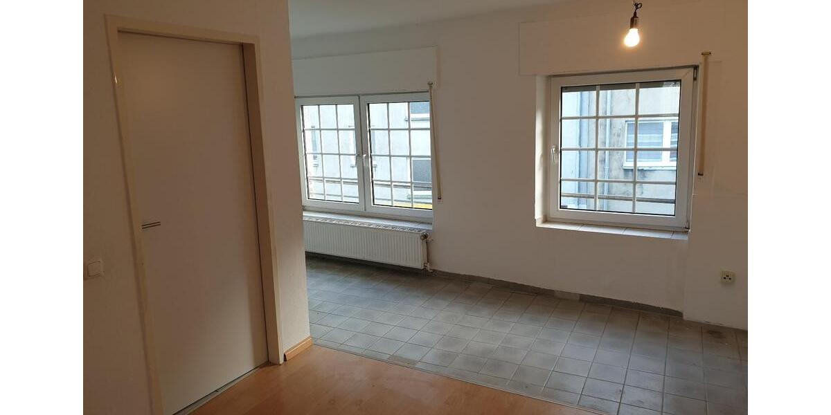 Etagenwohnung Essen Stadtkern - 1 Zimmer, 50 m&sup2;, 470&euro; | Angebot:27539470