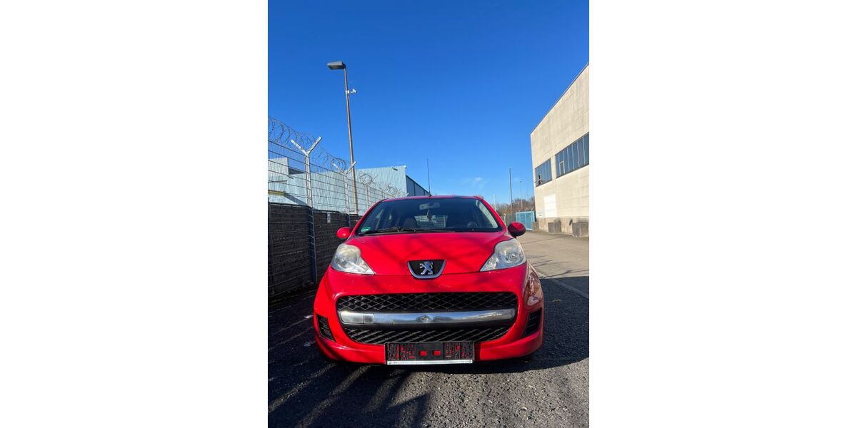 Peugeot 107 220.500 km 1.250 &euro; Essen 45327