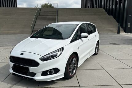 Ford S-Max 146.000 km 20.590 &euro; Düsseldorf 40625